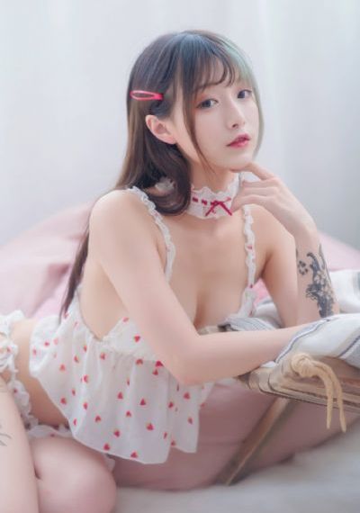 秘书穿情趣内衣开档在线观看_HD免费观看韩国