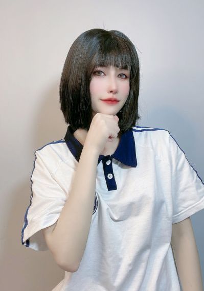 他修长的手指探了进去_1080P电影在线观看