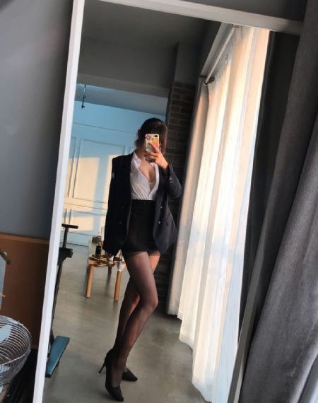 人人妻一二三区_720完整版观看