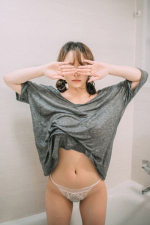 色欲人妻无码AV专区波多_高清在线播放