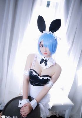 安娜情欲史电影在线观看_DVD天堂在线