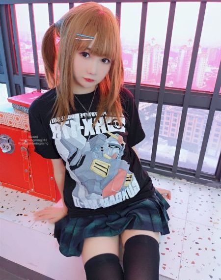 自拍一二三区_全集在线观看