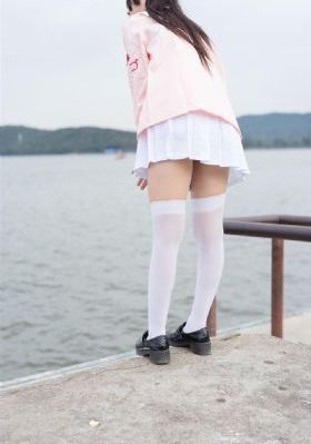 欧美老人色情头老人头_清晰免费影视在线观看