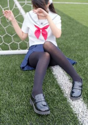 日本老师脱了学生内裤打屁股_免费国语在线观看