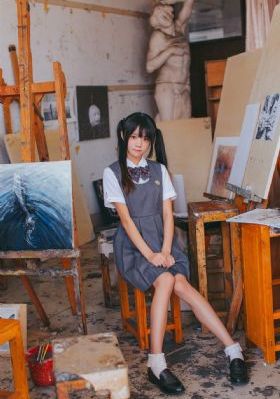日韩少妇裸体艺术照_720免费观看